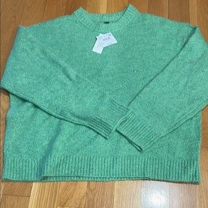 American Eagle Outfitters Green Chunky Knit Crew Neck Sweater